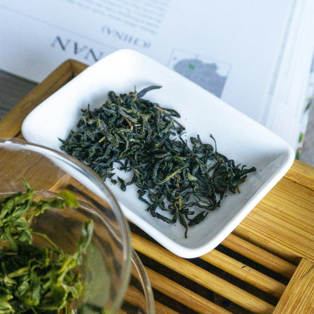 Foglie di tè verde cinese Guzhang Mao Jian
