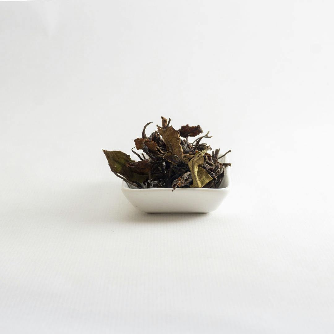 Foglie di tè bianco Taiwanese Red Jade